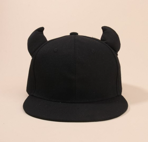 Spice up your look with a hat with horns! Explore devil horns, dragon horns & viking styles. Find your perfect horned hat for costumes, festivals & everyday wear.