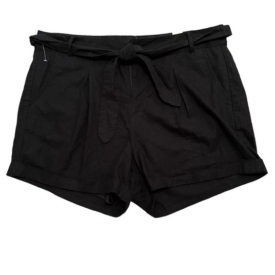 Discover the perfect black swim shorts for your next adventure! Explore popular styles, essential features, fit tips, and care instructions to make a splash this summer.