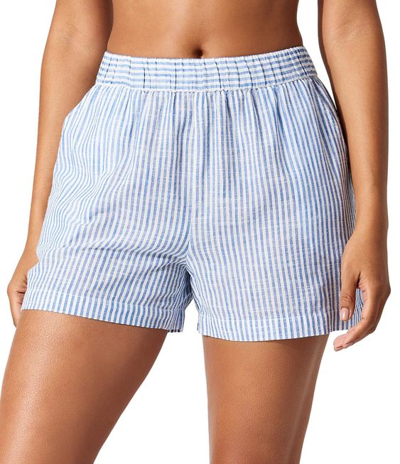 Channel your inner fashionista with gingham shorts! Explore different styles, discover outfit ideas, and find the perfect pair for you!
