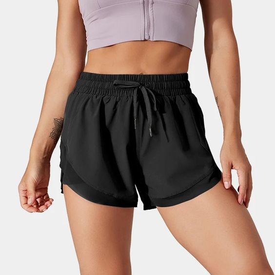Hanging shorts: clip or fold