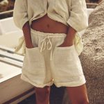 Linen shorts styling ideas.