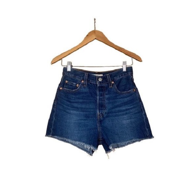 DIY denim shorts hem.