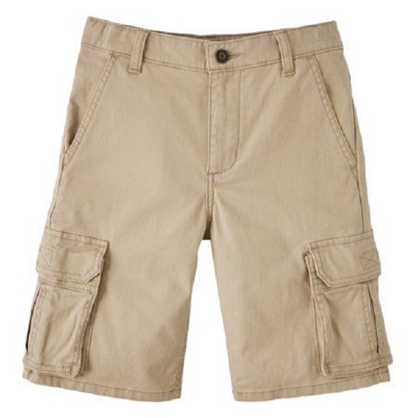 Men's shorts folding.